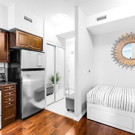 Aoc Suites - High-Rise Condo - City View Торонто Экстерьер фото
