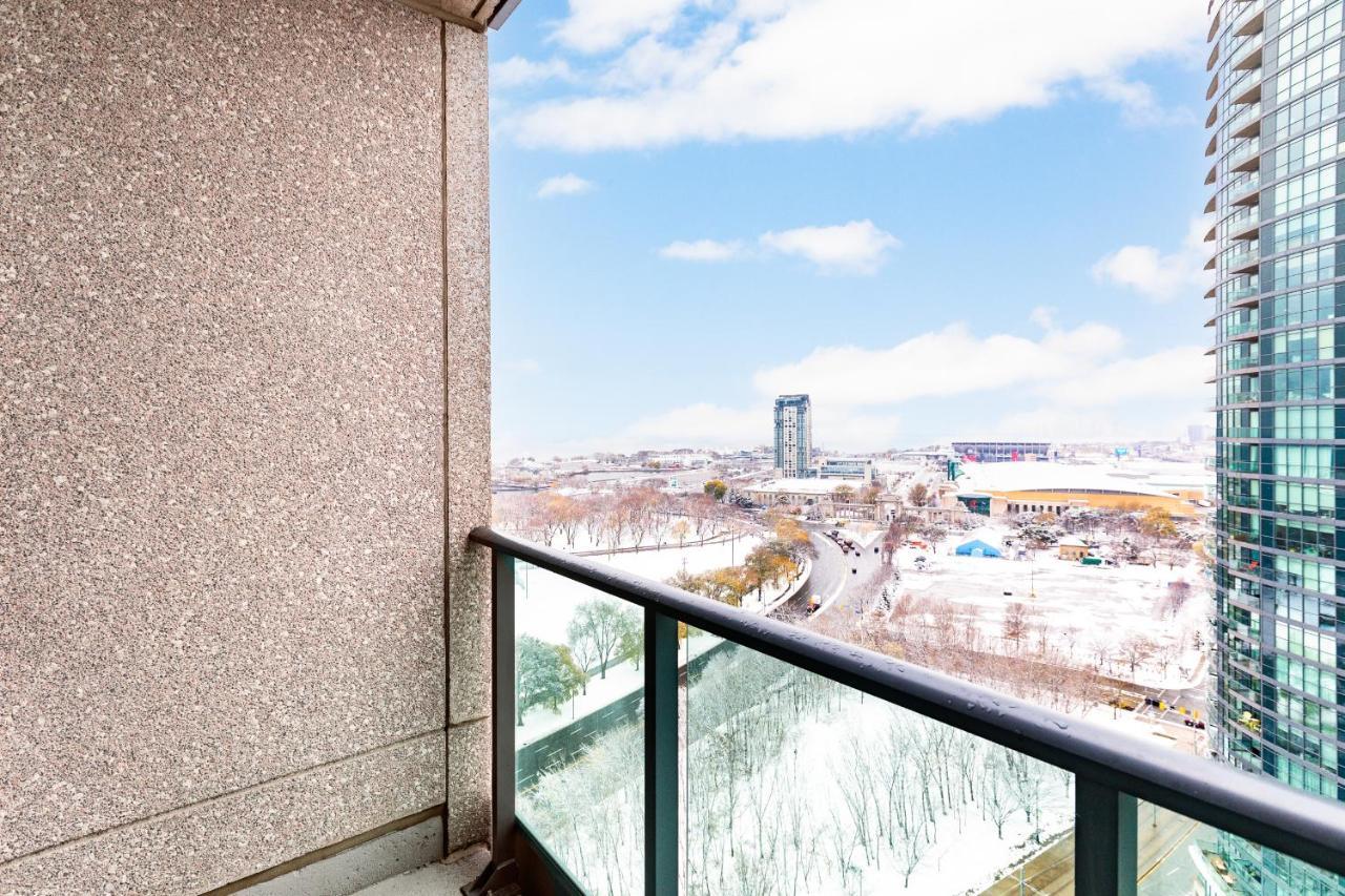 Aoc Suites - High-Rise Condo - City View Торонто Экстерьер фото